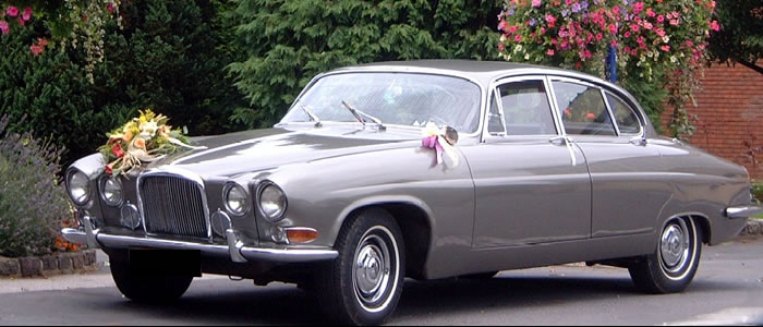 location Jaguar MK10 location Jaguar MK10